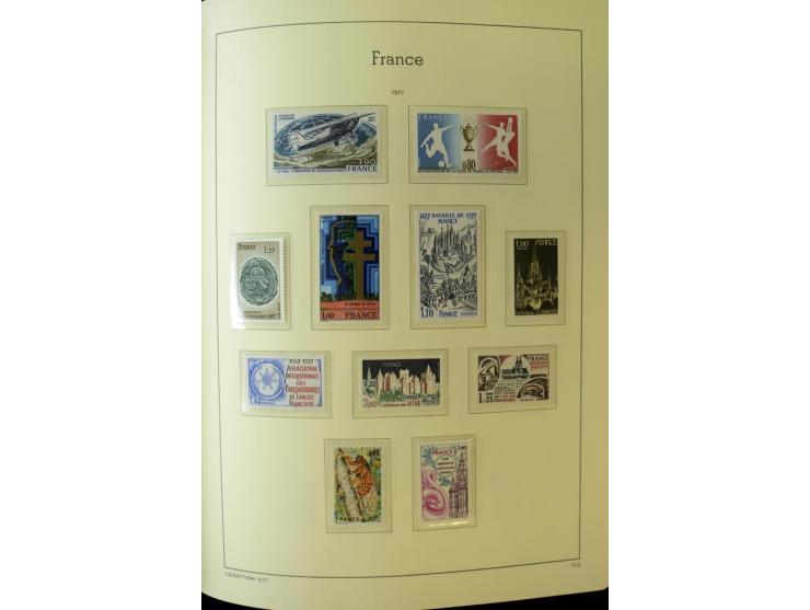 1853/2008, postfrische und ungebrauchte, sehr reichhaltige Sammlung mit u.a. Mi.-Nr. 152, 220-21, 305-11, 321, 326-27, Bl.2 (