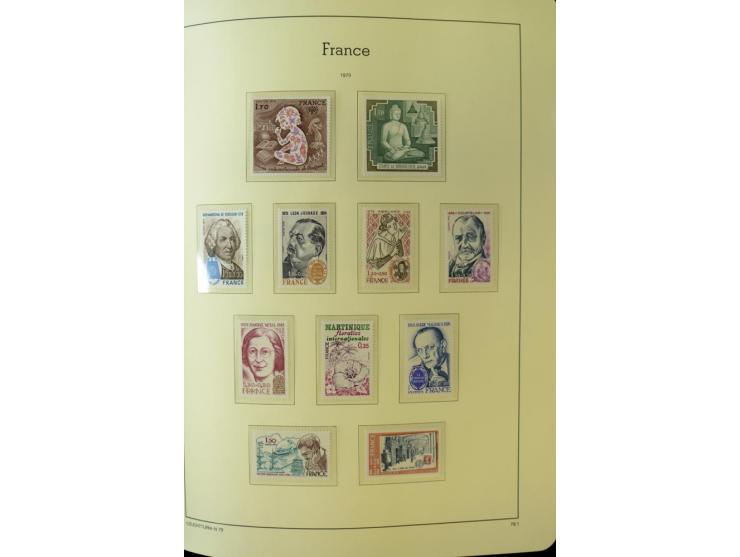 1853/2008, postfrische und ungebrauchte, sehr reichhaltige Sammlung mit u.a. Mi.-Nr. 152, 220-21, 305-11, 321, 326-27, Bl.2 (