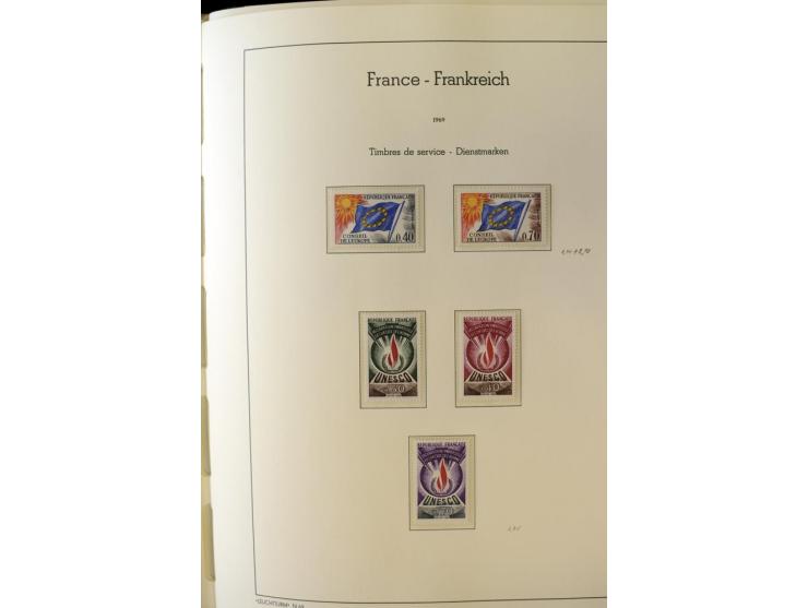 1853/2008, postfrische und ungebrauchte, sehr reichhaltige Sammlung mit u.a. Mi.-Nr. 152, 220-21, 305-11, 321, 326-27, Bl.2 (
