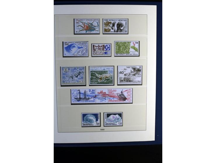 1948/2005, postfrische Sammlung mit u.a. Mi.-Nr. 1-45, Markenheftchen und vielen ungezähnten Marken