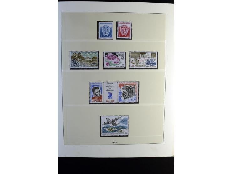 1948/2005, postfrische Sammlung mit u.a. Mi.-Nr. 1-45, Markenheftchen und vielen ungezähnten Marken