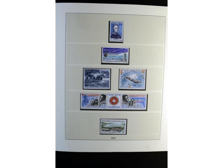 1948/2005, postfrische Sammlung mit u.a. Mi.-Nr. 1-45, Markenheftchen und vielen ungezähnten Marken