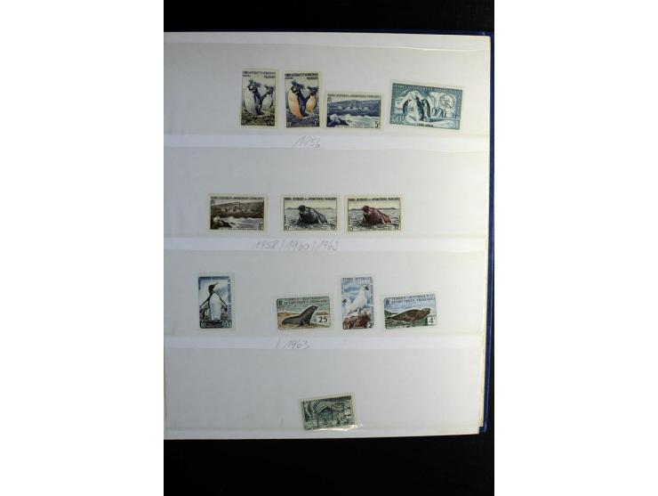 1948/2005, postfrische Sammlung mit u.a. Mi.-Nr. 1-45, Markenheftchen und vielen ungezähnten Marken