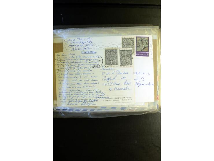 1878/2006, umfangreiche Sammlung Briefe und Karten in 12 Ordnern, dabei einige Frankaturen der 1. Olypia-Ausgabe (u.a. Paar N
