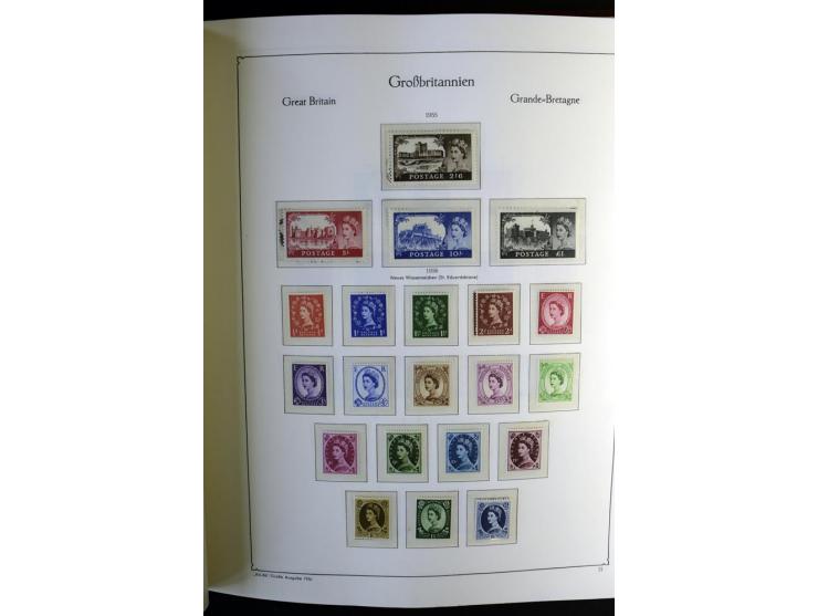 1936/2001, postfrische Sammlung in den Hauptnummern kpl. bis überkpl., zusätzlich verschiedene WZ-Lagen, Naphthadag und Phosp