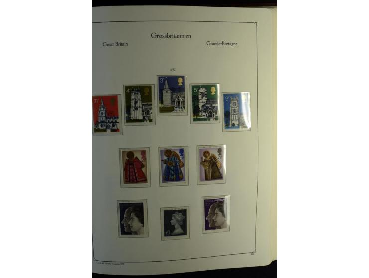 1936/2001, postfrische Sammlung in den Hauptnummern kpl. bis überkpl., zusätzlich verschiedene WZ-Lagen, Naphthadag und Phosp