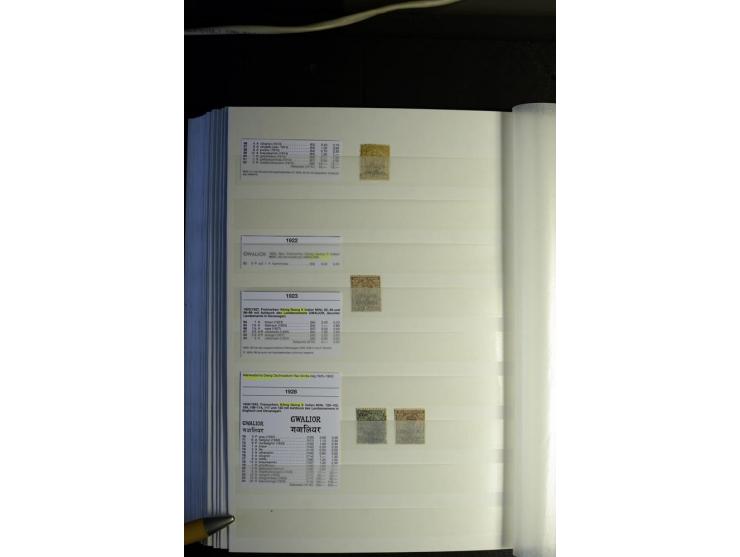 1854/1945, sehr schöne gestempelte und ungebrauchte Sammlung, dabei ein schöner Teil der Steindruckausgaben, später u.a. Mi.-