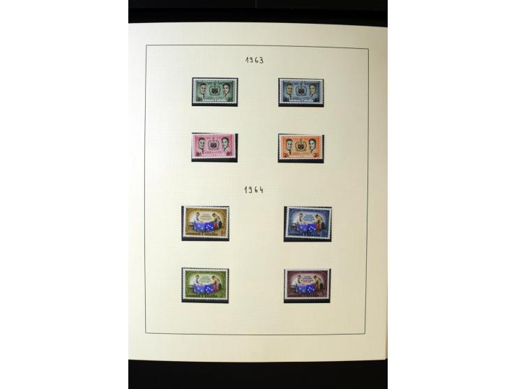 1962/2011, vierbändige postfrische Sammlung, dabei Einheiten, verschiedene Wasserzeichen, Kleinbogen, Zusammendrucke und Zwis