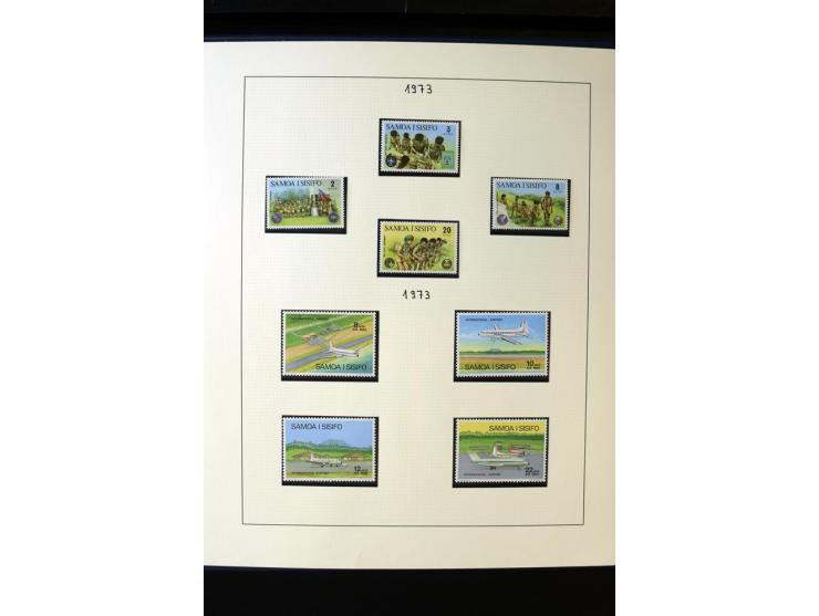 1962/2011, vierbändige postfrische Sammlung, dabei Einheiten, verschiedene Wasserzeichen, Kleinbogen, Zusammendrucke und Zwis