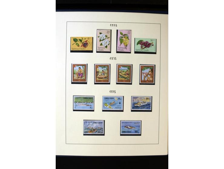 1962/2011, vierbändige postfrische Sammlung, dabei Einheiten, verschiedene Wasserzeichen, Kleinbogen, Zusammendrucke und Zwis