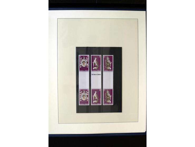 1962/2011, vierbändige postfrische Sammlung, dabei Einheiten, verschiedene Wasserzeichen, Kleinbogen, Zusammendrucke und Zwis