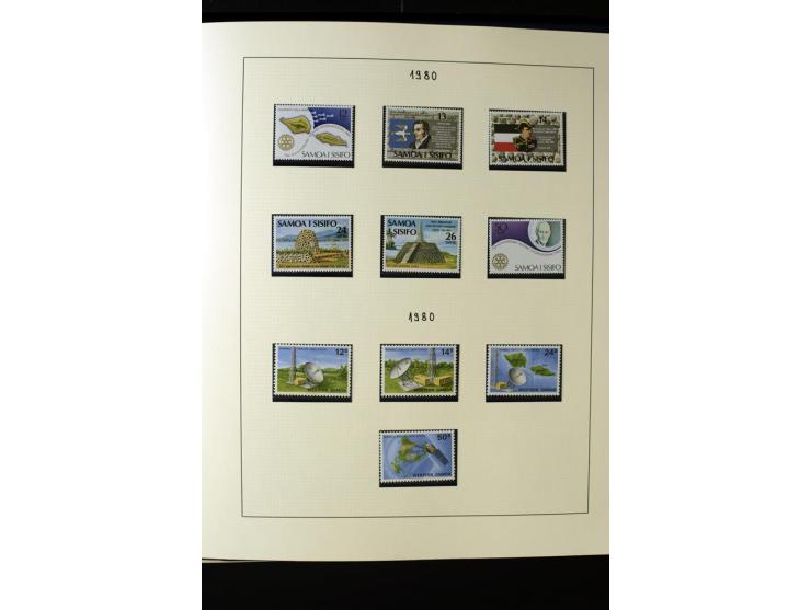 1962/2011, vierbändige postfrische Sammlung, dabei Einheiten, verschiedene Wasserzeichen, Kleinbogen, Zusammendrucke und Zwis