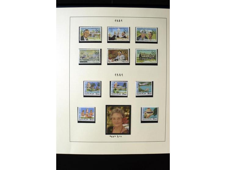 1962/2011, vierbändige postfrische Sammlung, dabei Einheiten, verschiedene Wasserzeichen, Kleinbogen, Zusammendrucke und Zwis