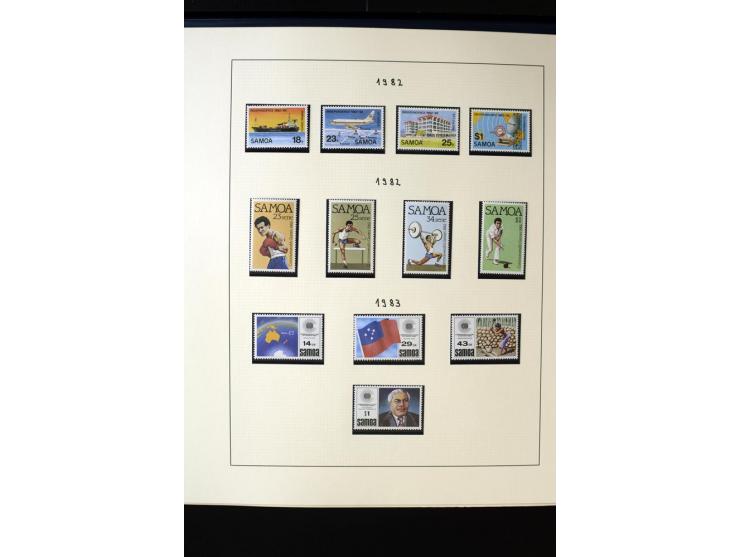 1962/2011, vierbändige postfrische Sammlung, dabei Einheiten, verschiedene Wasserzeichen, Kleinbogen, Zusammendrucke und Zwis