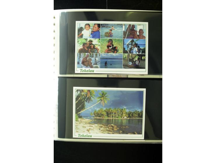 1948/2012, vorwiegend postfrische Sammlung, dabei Stempelmarken, Einheiten, Zusammendrucke, Zwischenstege, Souvenir-Zusammens
