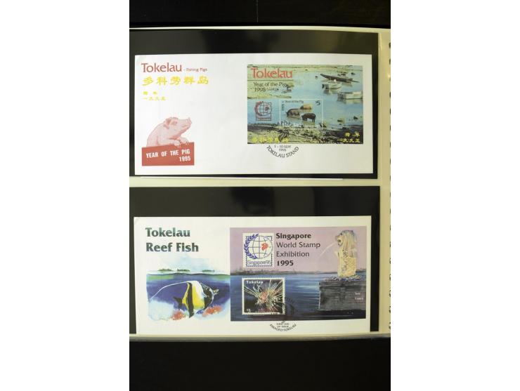 1948/2012, vorwiegend postfrische Sammlung, dabei Stempelmarken, Einheiten, Zusammendrucke, Zwischenstege, Souvenir-Zusammens