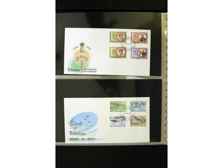 1948/2012, vorwiegend postfrische Sammlung, dabei Stempelmarken, Einheiten, Zusammendrucke, Zwischenstege, Souvenir-Zusammens