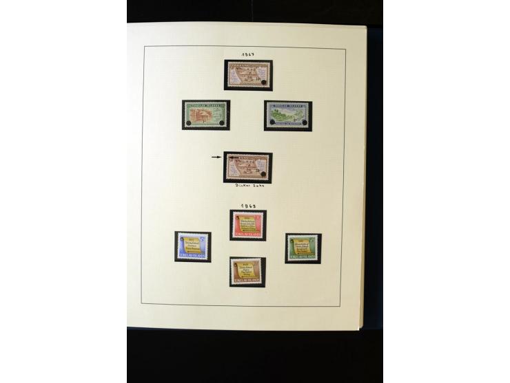 1948/2012, vorwiegend postfrische Sammlung, dabei Stempelmarken, Einheiten, Zusammendrucke, Zwischenstege, Souvenir-Zusammens