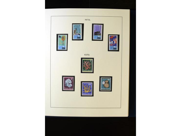 1948/2012, vorwiegend postfrische Sammlung, dabei Stempelmarken, Einheiten, Zusammendrucke, Zwischenstege, Souvenir-Zusammens