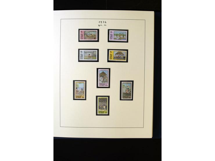 1948/2012, vorwiegend postfrische Sammlung, dabei Stempelmarken, Einheiten, Zusammendrucke, Zwischenstege, Souvenir-Zusammens