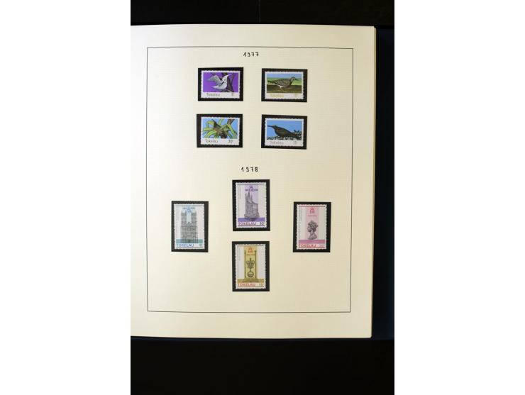 1948/2012, vorwiegend postfrische Sammlung, dabei Stempelmarken, Einheiten, Zusammendrucke, Zwischenstege, Souvenir-Zusammens