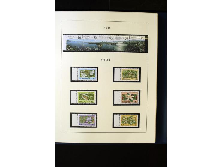 1948/2012, vorwiegend postfrische Sammlung, dabei Stempelmarken, Einheiten, Zusammendrucke, Zwischenstege, Souvenir-Zusammens