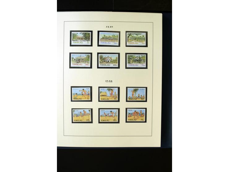 1948/2012, vorwiegend postfrische Sammlung, dabei Stempelmarken, Einheiten, Zusammendrucke, Zwischenstege, Souvenir-Zusammens