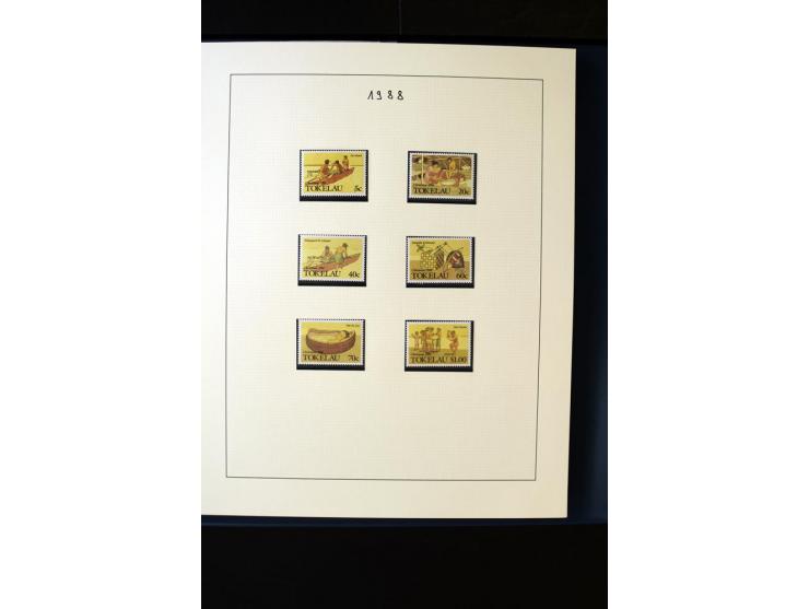 1948/2012, vorwiegend postfrische Sammlung, dabei Stempelmarken, Einheiten, Zusammendrucke, Zwischenstege, Souvenir-Zusammens