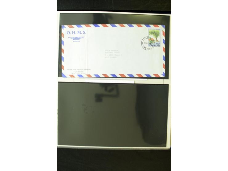 1948/2012, vorwiegend postfrische Sammlung, dabei Stempelmarken, Einheiten, Zusammendrucke, Zwischenstege, Souvenir-Zusammens