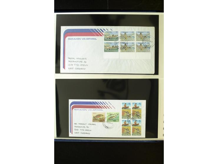 1948/2012, vorwiegend postfrische Sammlung, dabei Stempelmarken, Einheiten, Zusammendrucke, Zwischenstege, Souvenir-Zusammens