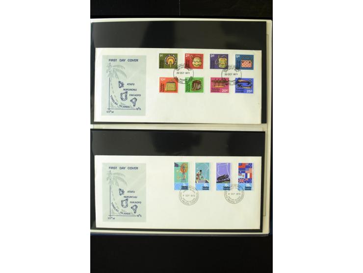 1948/2012, vorwiegend postfrische Sammlung, dabei Stempelmarken, Einheiten, Zusammendrucke, Zwischenstege, Souvenir-Zusammens