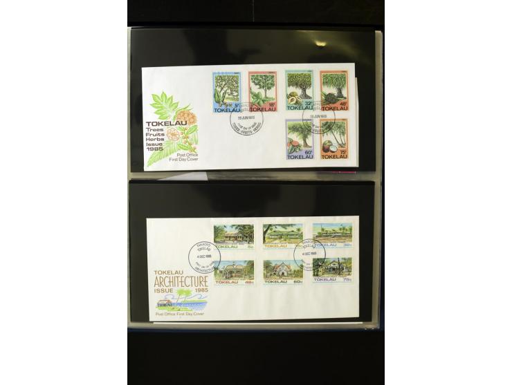 1948/2012, vorwiegend postfrische Sammlung, dabei Stempelmarken, Einheiten, Zusammendrucke, Zwischenstege, Souvenir-Zusammens