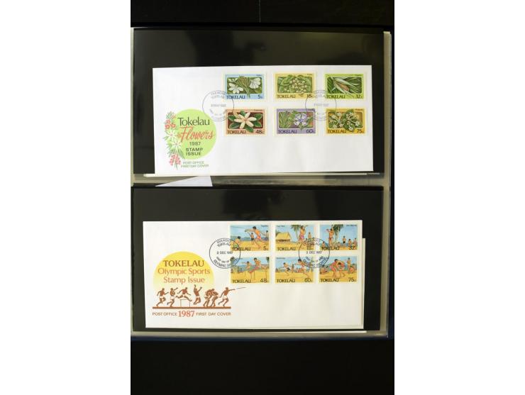 1948/2012, vorwiegend postfrische Sammlung, dabei Stempelmarken, Einheiten, Zusammendrucke, Zwischenstege, Souvenir-Zusammens