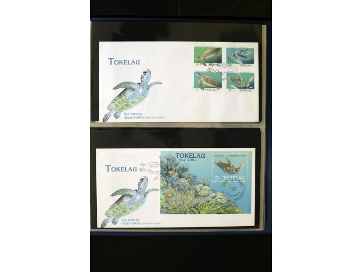 1948/2012, vorwiegend postfrische Sammlung, dabei Stempelmarken, Einheiten, Zusammendrucke, Zwischenstege, Souvenir-Zusammens