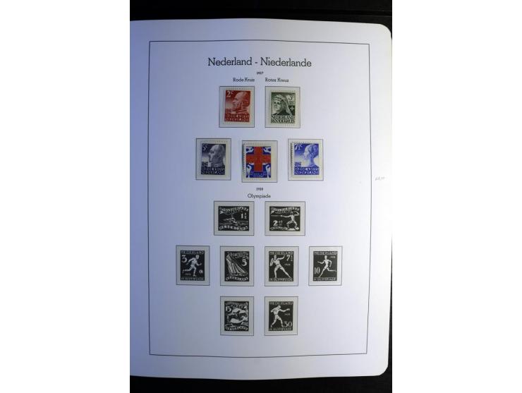 1906/2006, postfrische und ungebrauchte Sammlung mit u.a. Mi.-Nr. 453-56, 540-43, 580-81 etc., dazu Markenheftchen