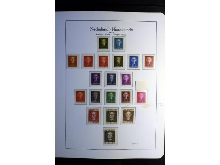 1906/2006, postfrische und ungebrauchte Sammlung mit u.a. Mi.-Nr. 453-56, 540-43, 580-81 etc., dazu Markenheftchen