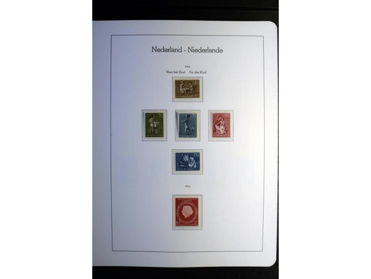 1906/2006, postfrische und ungebrauchte Sammlung mit u.a. Mi.-Nr. 453-56, 540-43, 580-81 etc., dazu Markenheftchen