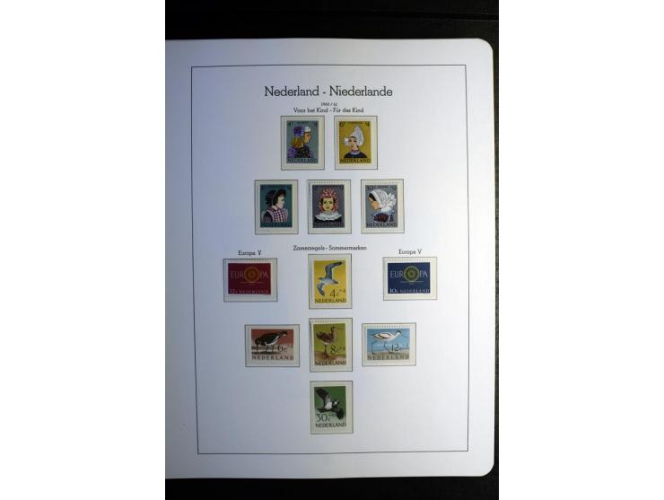 1906/2006, postfrische und ungebrauchte Sammlung mit u.a. Mi.-Nr. 453-56, 540-43, 580-81 etc., dazu Markenheftchen