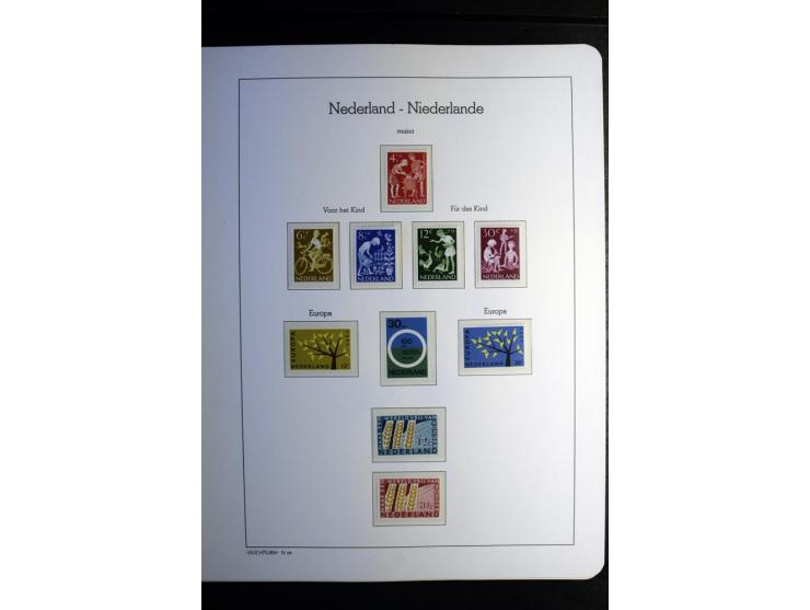 1906/2006, postfrische und ungebrauchte Sammlung mit u.a. Mi.-Nr. 453-56, 540-43, 580-81 etc., dazu Markenheftchen