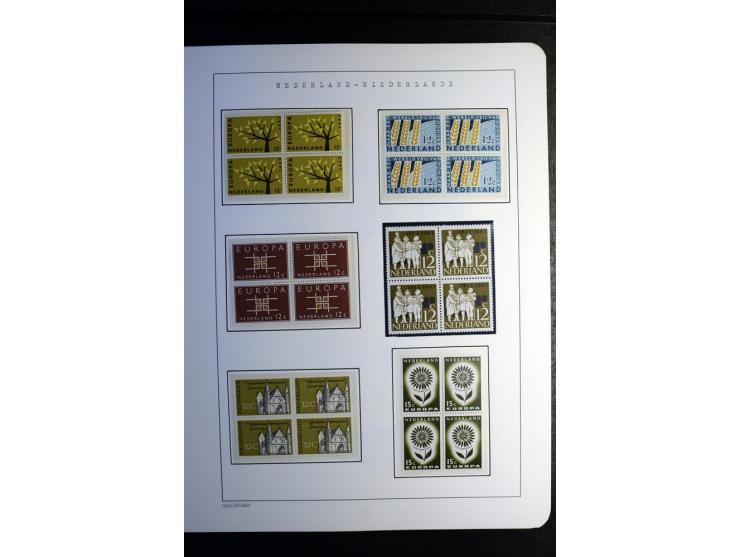 1906/2006, postfrische und ungebrauchte Sammlung mit u.a. Mi.-Nr. 453-56, 540-43, 580-81 etc., dazu Markenheftchen