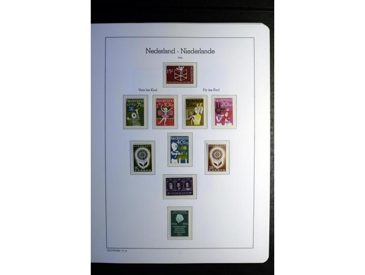 1906/2006, postfrische und ungebrauchte Sammlung mit u.a. Mi.-Nr. 453-56, 540-43, 580-81 etc., dazu Markenheftchen