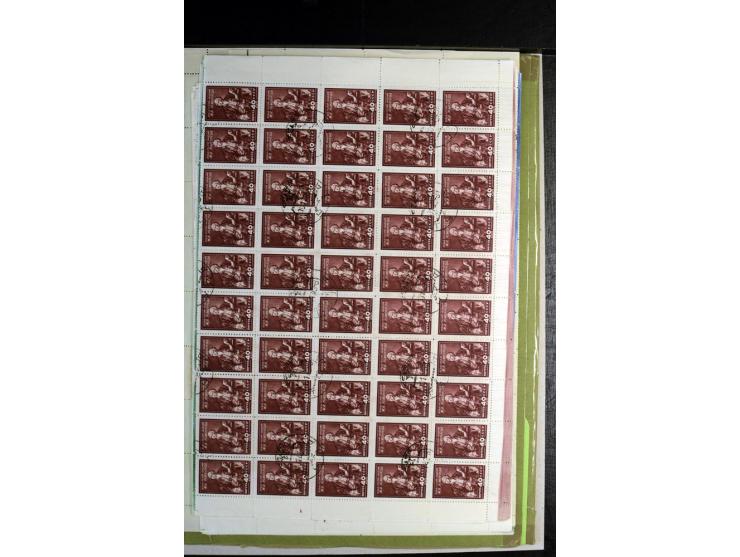1946/49, gestempelte Partie Bogen(teile), dabei Mi.-Nr. 1288-89, 1290-91, 1295-96, 1309-10, 1311-13, 1316-170, 1327, 1343-44 