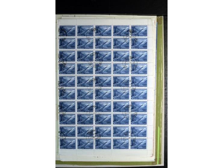 1946/49, gestempelte Partie Bogen(teile), dabei Mi.-Nr. 1288-89, 1290-91, 1295-96, 1309-10, 1311-13, 1316-170, 1327, 1343-44 