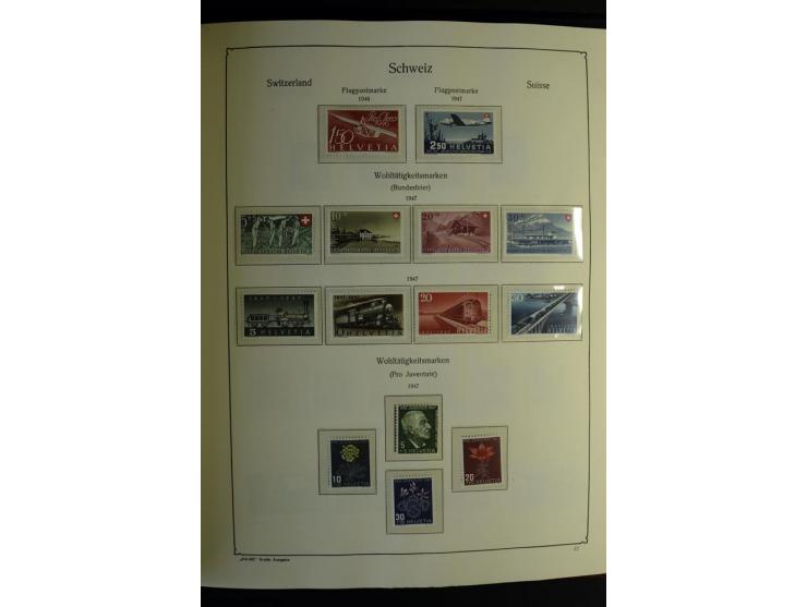 1945/2001, postfrische in den Hauptnummern kpl. Sammlung, dazu etwas Ämter, Dienst, Markenheftchen und kleine gestempelte Sam