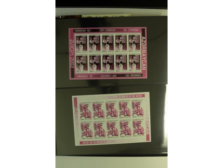 2000/06, umfangreiche Spezial-Sammlung der CEPT-Ausgaben mit vielen Proben- und Phasendrucken sowie ungezähnten Werten, teils