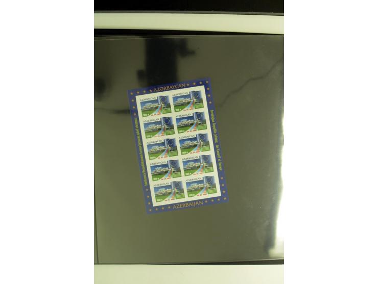 2000/06, umfangreiche Spezial-Sammlung der CEPT-Ausgaben mit vielen Proben- und Phasendrucken sowie ungezähnten Werten, teils