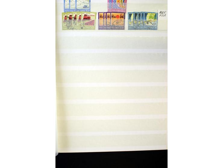 1958/97, postfrische und gestempelte Sammlung, dabei Block 11-14 gestempelt und postfrisch sowie auf FDC, außerdem Jahrbuch 1