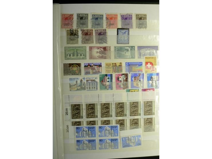 1850/1990 (ca.), postfrische, ungebrauchte und gestempelte Partie mit einer Vielzahl guter Werte, Sätze und Blocks, dabei u.a
