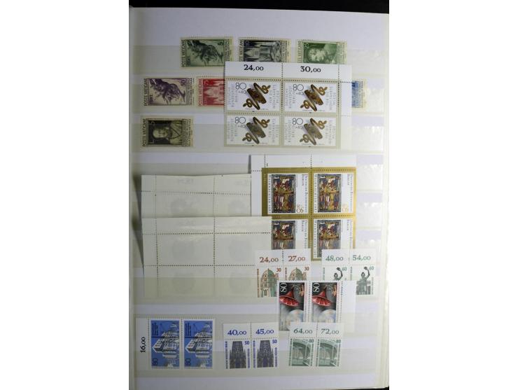 1850/1990 (ca.), postfrische, ungebrauchte und gestempelte Partie mit einer Vielzahl guter Werte, Sätze und Blocks, dabei u.a