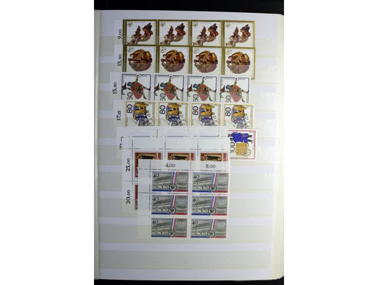 1850/1990 (ca.), postfrische, ungebrauchte und gestempelte Partie mit einer Vielzahl guter Werte, Sätze und Blocks, dabei u.a